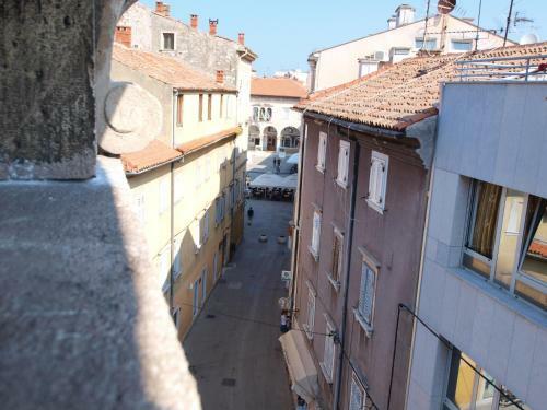 Apartamentos Studio On Main Pedestrian Street