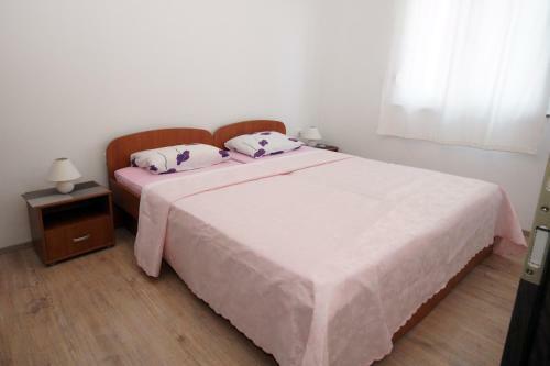 Apartments Ema
