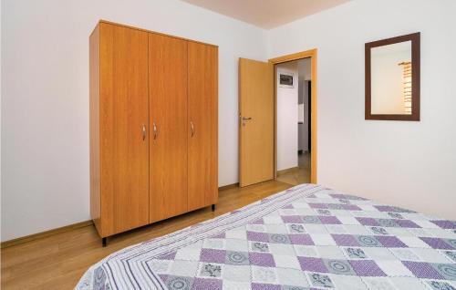 Holiday Home Crni VI