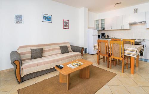 Holiday Home Crni VI
