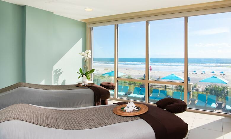 Hotel One Ocean Resort & Spa