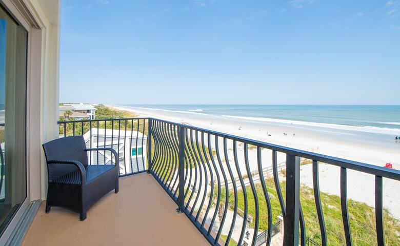 Hotel One Ocean Resort & Spa