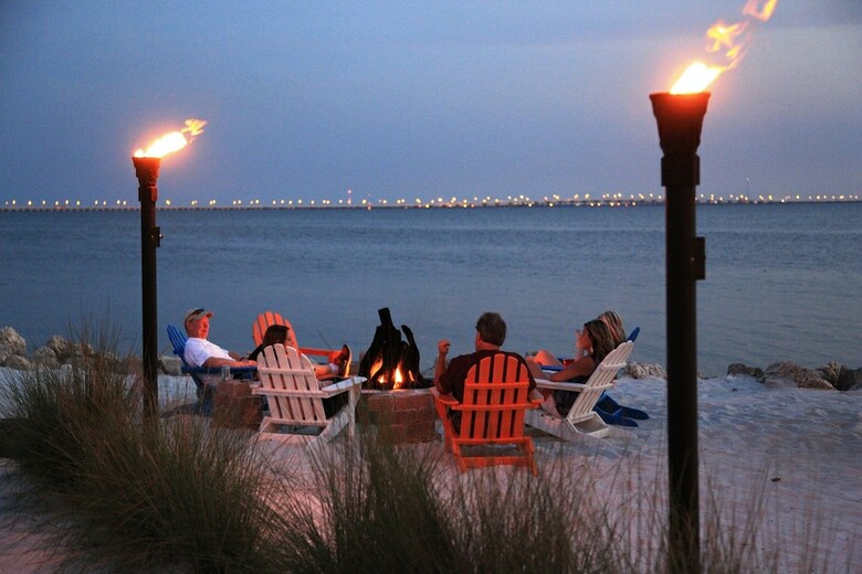 Aparthotel Sailport Waterfront Suites