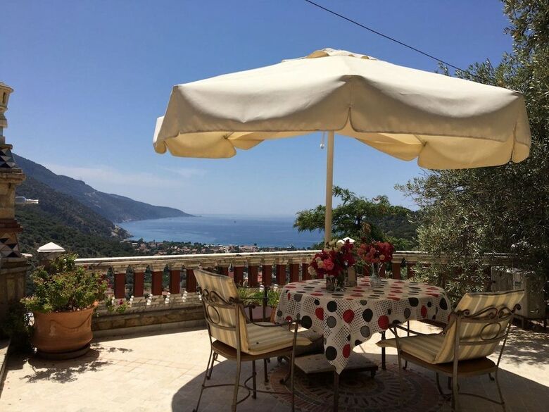 Bed & Breakfast Villa Symbola