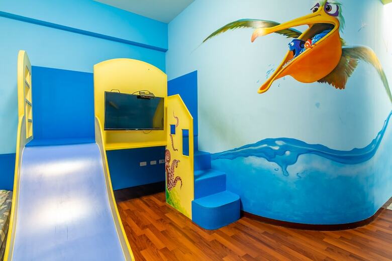 Hotel Funny Eggs Guest House