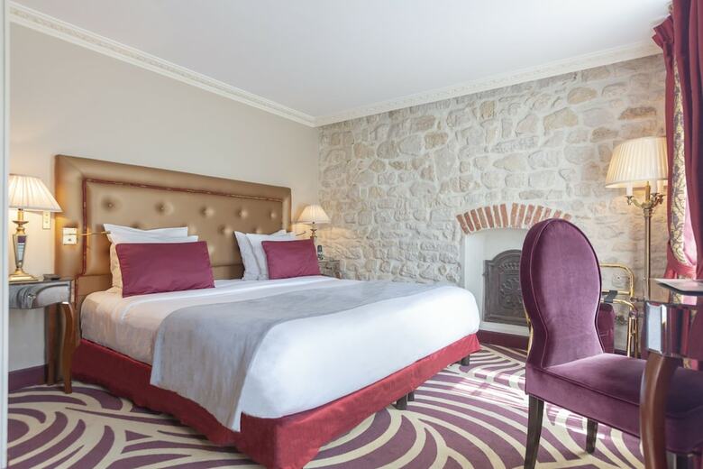 Hotel H�tel  Du Beaumont