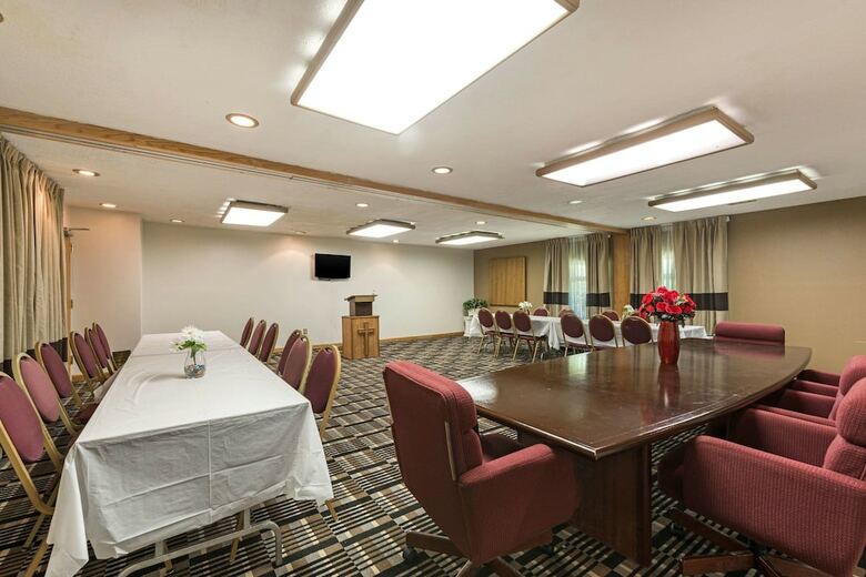 Hotel Quality Inn & Suites