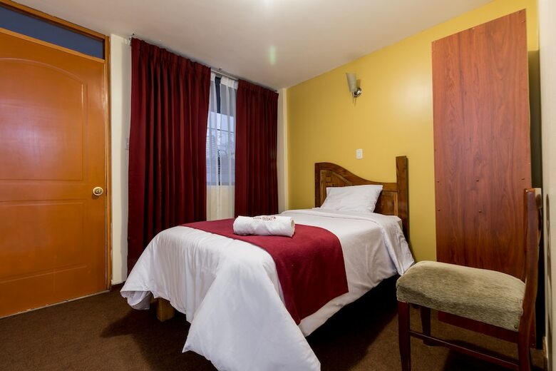 Hotel Hostal Villa Sillar