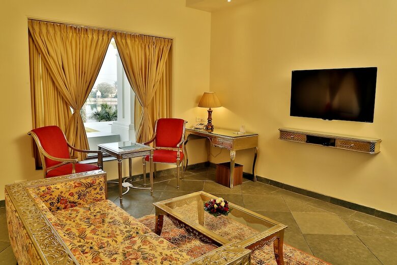 Apartamento Hotel Brahma Niwas By The Lake