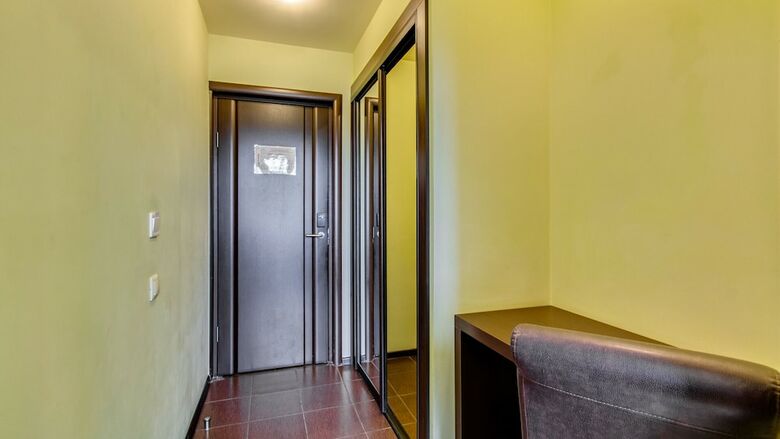 Inside Business Hotel