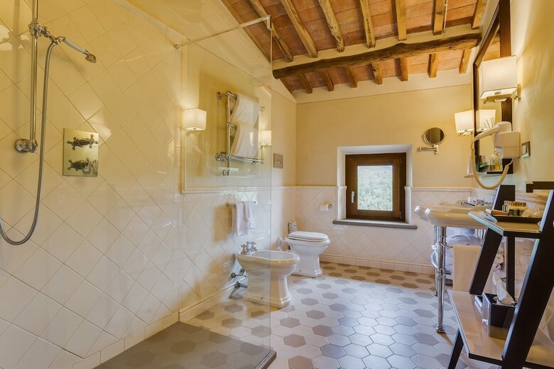 Agroturismo Castello La Leccia