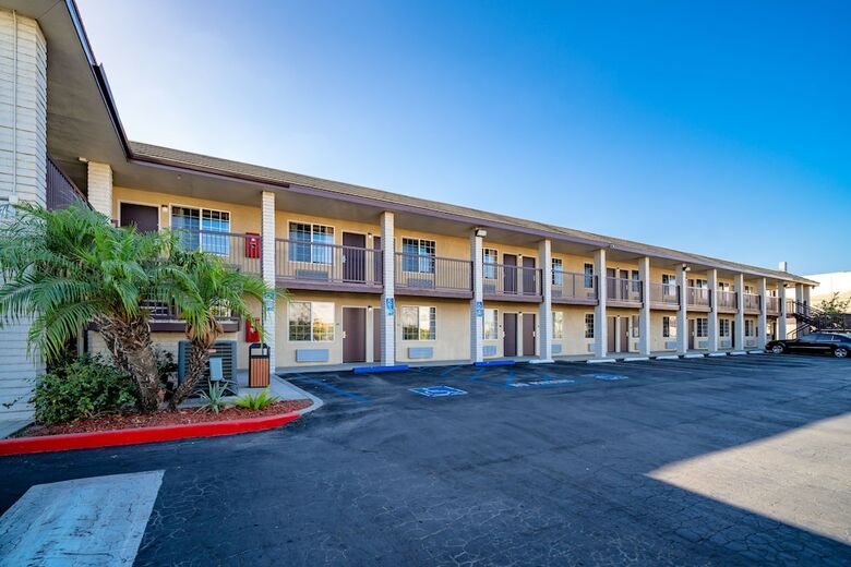 Motel Willow Tree Inn
