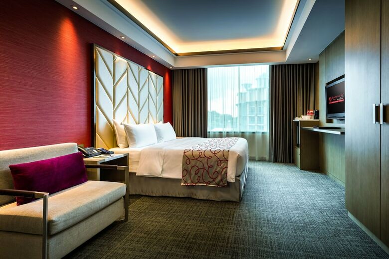 Resorts World Sentosa - Hotel Michael