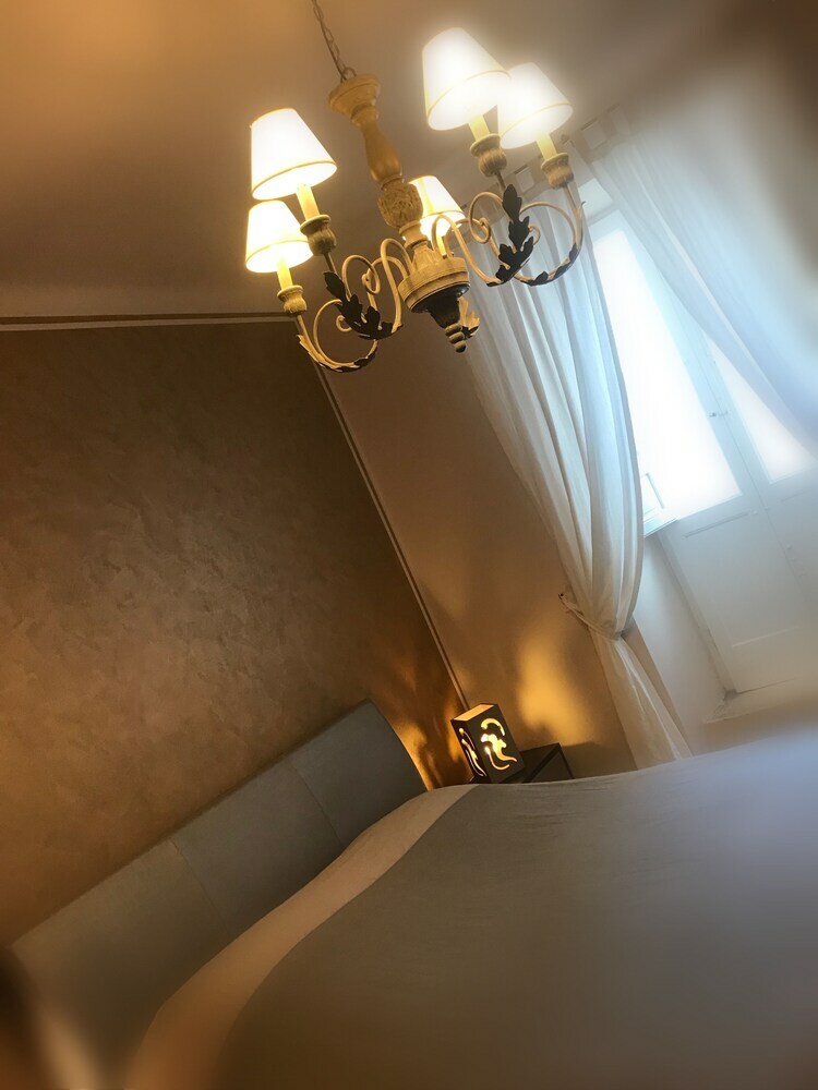 Bed & Breakfast Albergo Diffuso Dimora Rossi