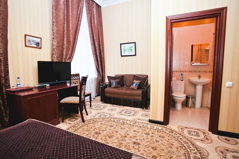 Nikitin Hotel