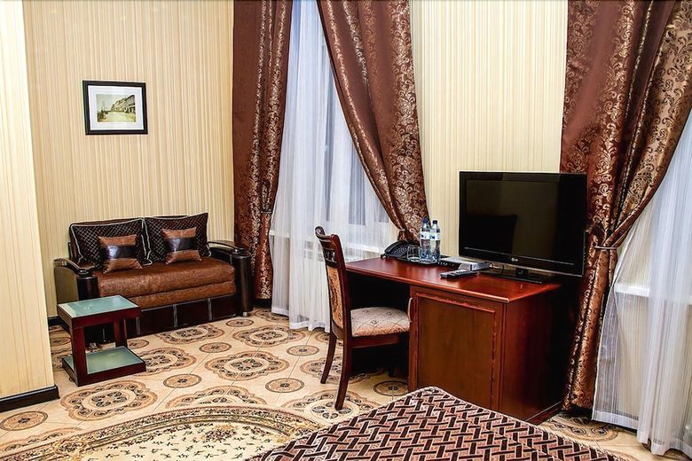 Nikitin Hotel