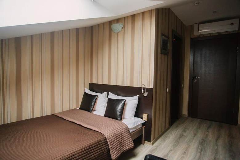 Nikitin Hotel