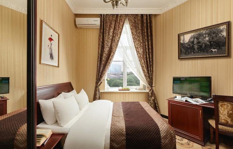 Nikitin Hotel