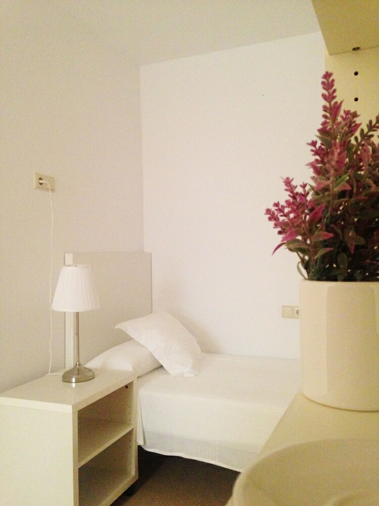 Apartamentos Flateli Abeuradors