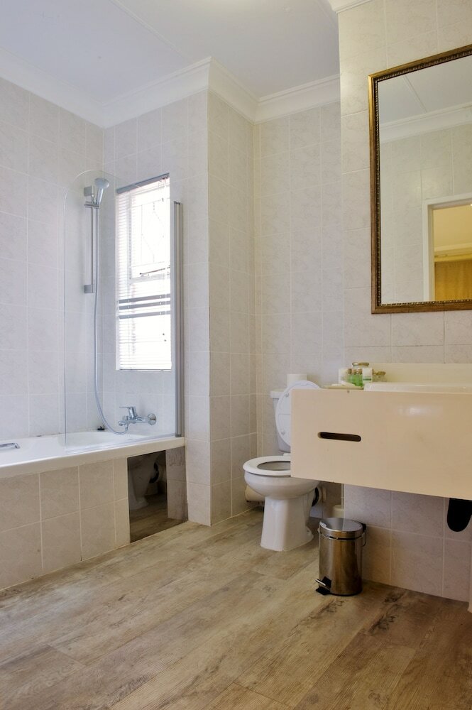 Hotel Cedarwoods Of Sandton