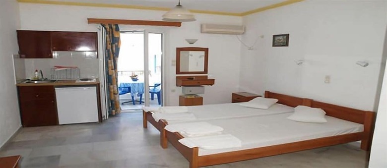 Rea Sun Hotel Studios Apartments