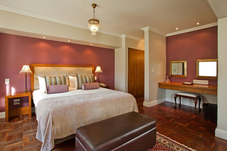 Hotel Cascade Country Manor