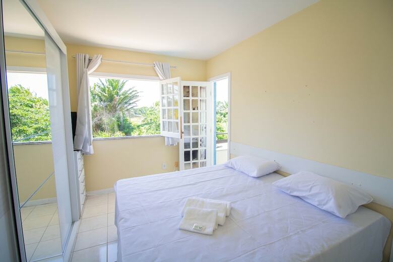 Gb08 Casa 4 Suites Em Guarajuba