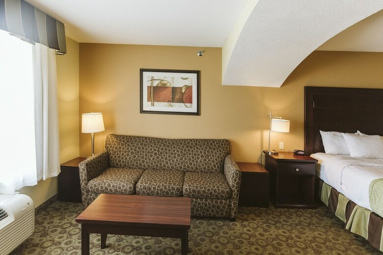Hotel Expressway Suites Minot