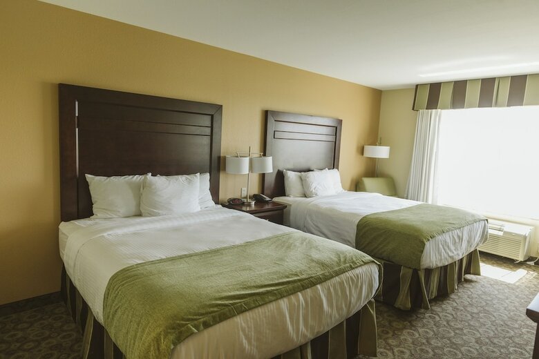 Hotel Expressway Suites Minot