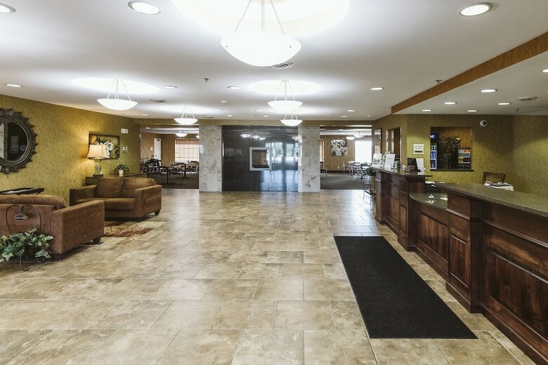 Hotel Expressway Suites Minot
