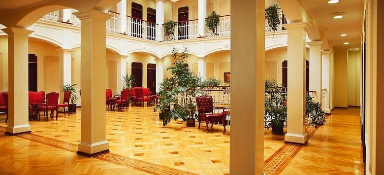 Hotel Na Kazachyem