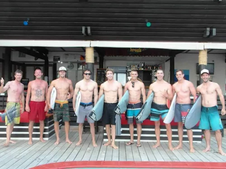 Hostal Funky Fish Beach & Surf Resort - Hostel