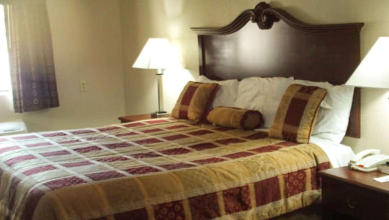 Hotel Western Motel Inn And Suites Hazlehurst