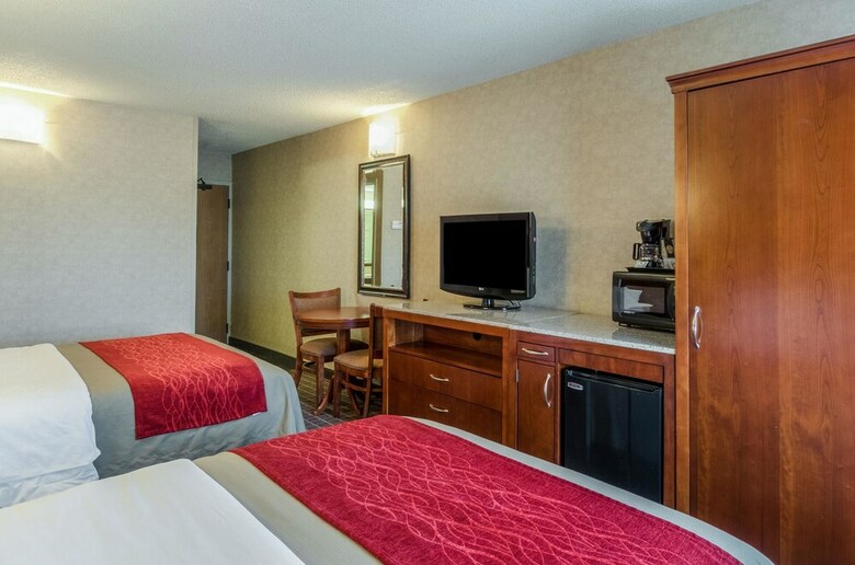 Hotel Comfort Inn & Suites
