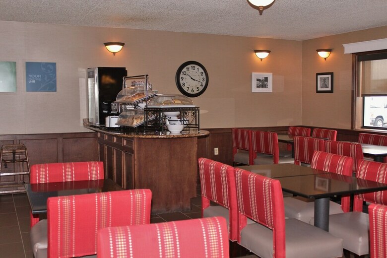 Hotel Comfort Inn & Suites