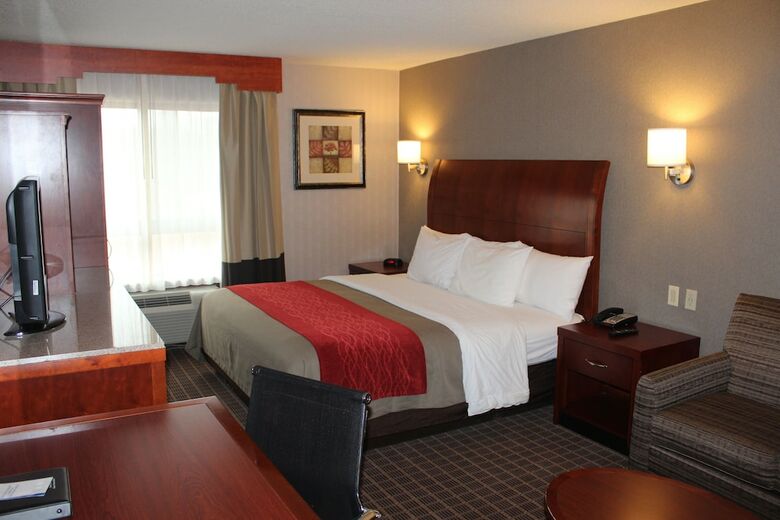 Hotel Comfort Inn & Suites