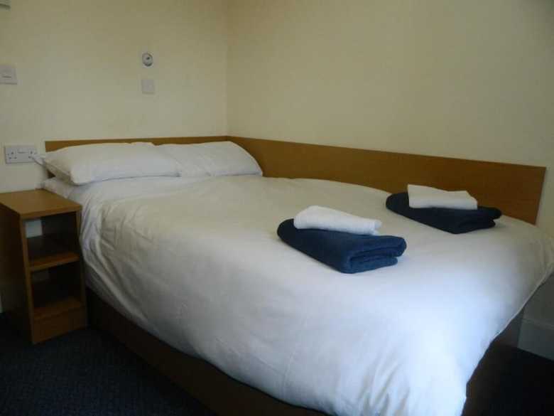 Hotel Appealing Stylish Rooms In Penryn