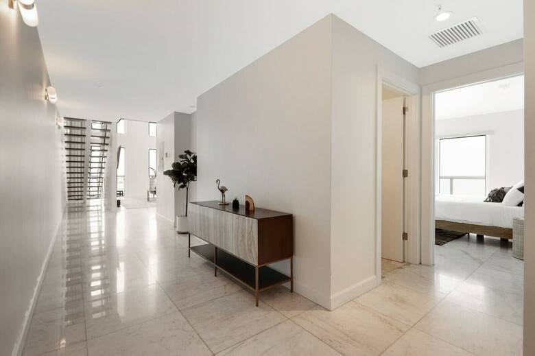 Waterfront Condos By Sextant