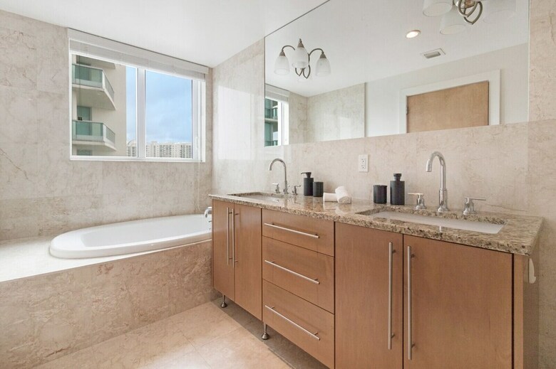 Waterfront Condos By Sextant