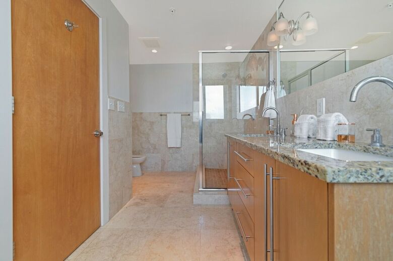 Waterfront Condos By Sextant