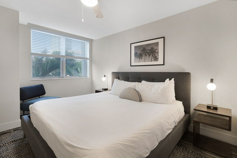 Biscayne Townhomes By Sextant
