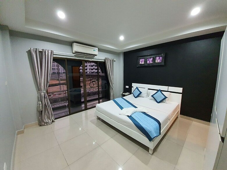 Hotel Royal Suites