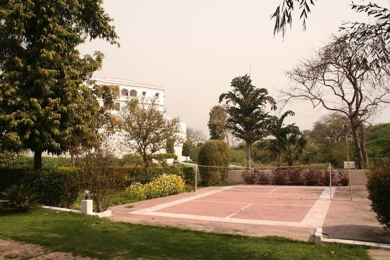 Hotel Aamod Mudfort Kuchesar
