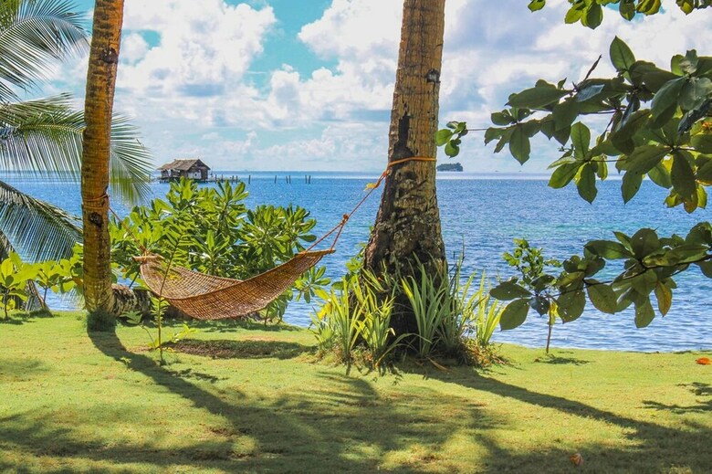 Villa Surfing Carabao Beach Houses - Adults Only
