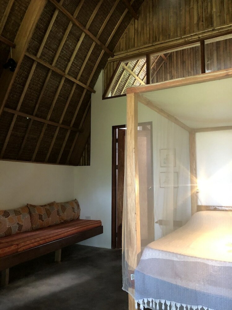 Villa Surfing Carabao Beach Houses - Adults Only