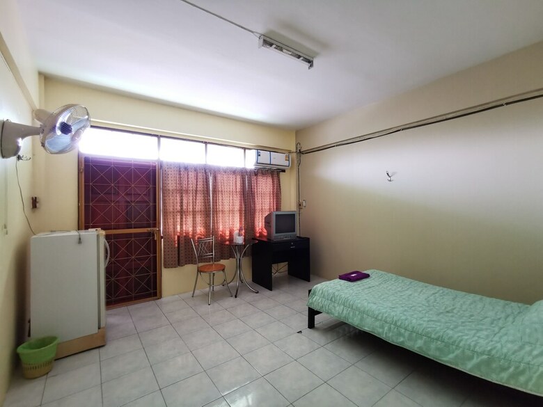 Hotel Flight Hut