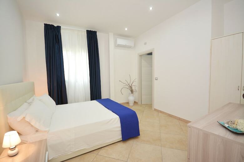 Torre Squillace B&B