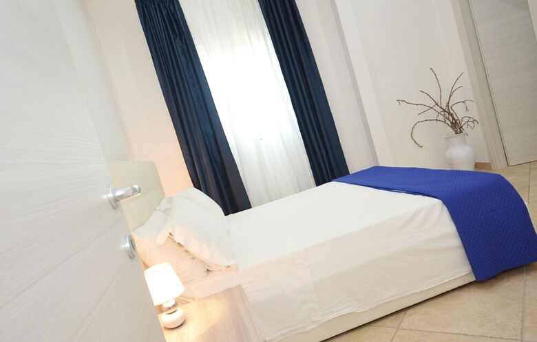Torre Squillace B&B