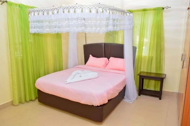 Hotel Intelbliss Resorts