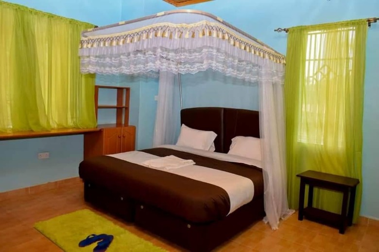 Hotel Intelbliss Resorts